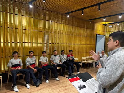 Ceremonia de envío: Experiencia de Hospedería IV°Medios