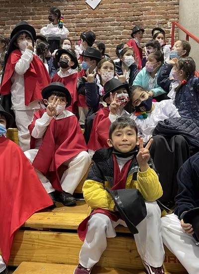 Danzas Folclóricas 1° y 2° Básico