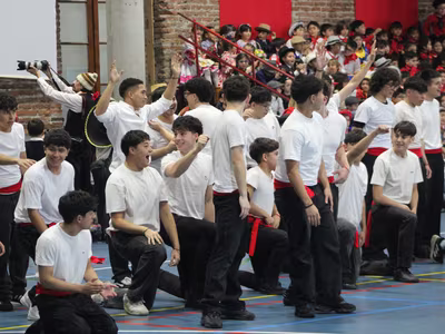 Bailes Folclóricos 2° a 4° Básico y III° Medios I