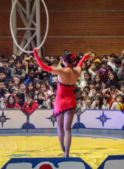 Gran Circo Extraordinario, Gentileza Vicente Hernández A.