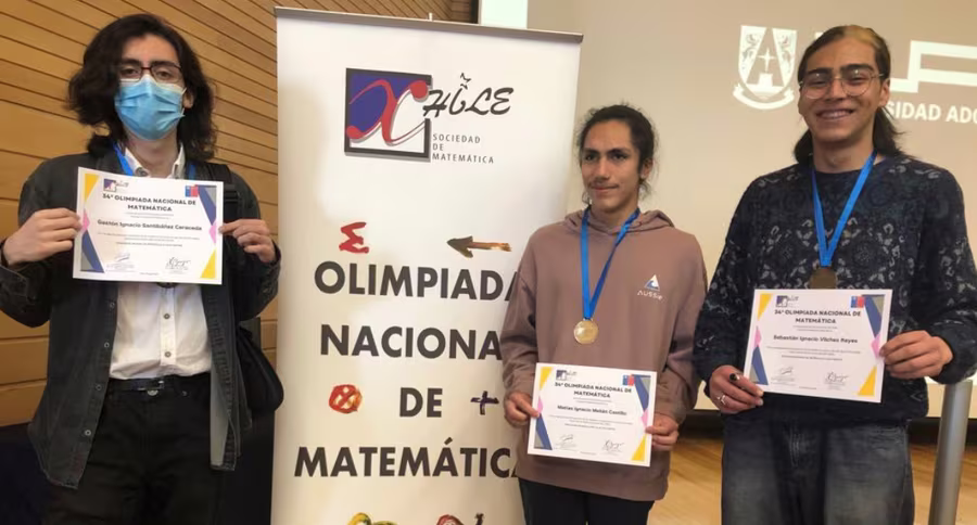 Medallistas en Olimpiada Nacional de Matemática 2022