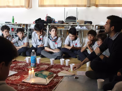 Última Cena, Estudiantes Mayores