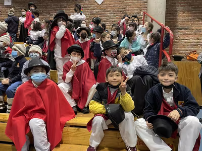 Danzas Folclóricas 1° y 2° Básico