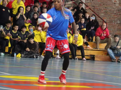 Harlem Globetrotters en el Colegio San Ignacio