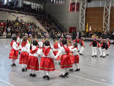 Bailes Folclóricos - Primer Ciclo