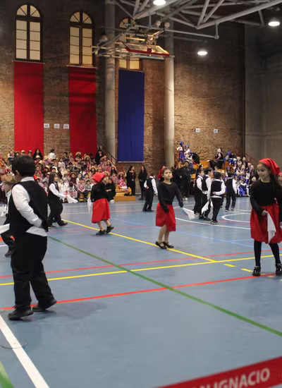Bailes Folclóricos PK a 1° Básico y IV° Medios III