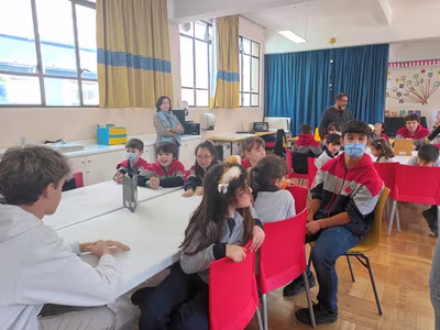 Estudiantes de Intercambio Cuentan cuentos.