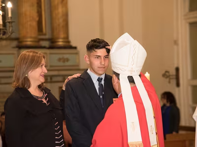 Sacramento de la Confirmación III° Medios