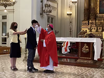 Sacramento de la Confirmación III° Medios - 25 de noviembre 2021