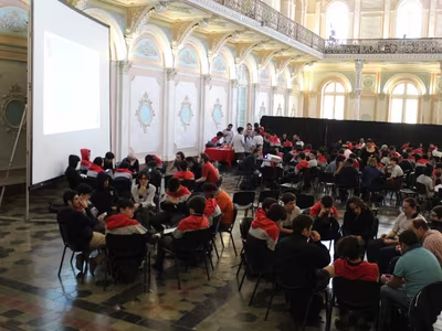 Cabildo en el Colegio San Ignacio.-
