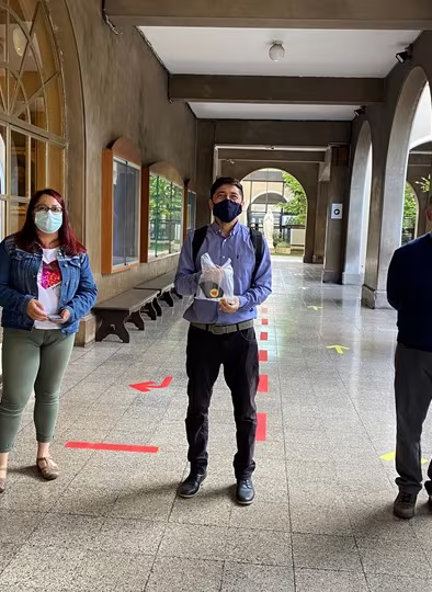 IVº Medios vuelven al Colegio...