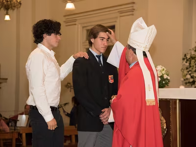 Sacramento de la Confirmación III° Medios