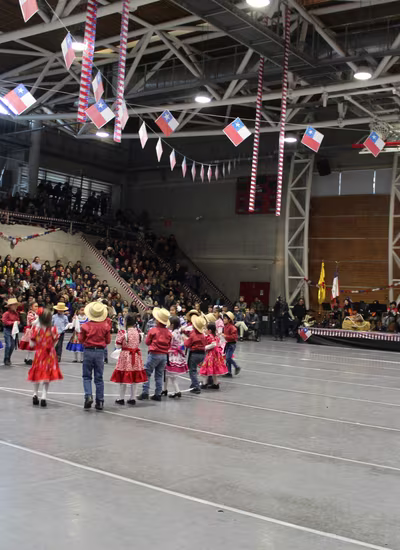 Bailes Folclóricos - Primer Ciclo