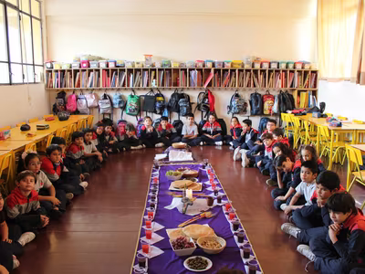 Última Cena, Estudiantes Mayores