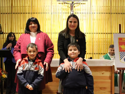 Liturgia Imposición de Insignia Kínder