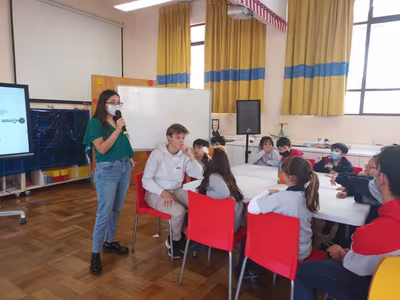 Estudiantes de Intercambio Cuentan cuentos.