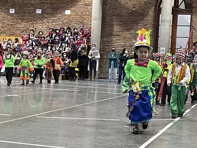 Danzas Folclóricas Pre Kínder y Kínder
