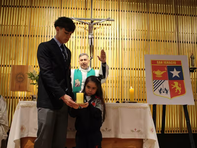 Liturgia Imposición de Insignias Kínder