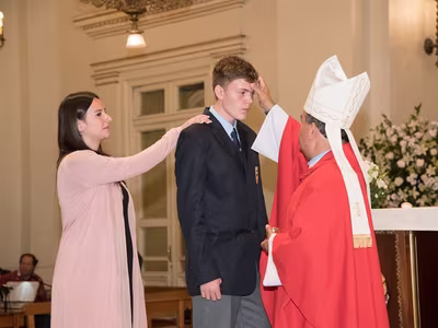 Sacramento de la Confirmación III° Medios