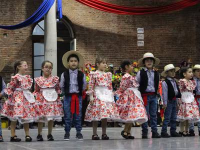 Actos Folclóricos (1)