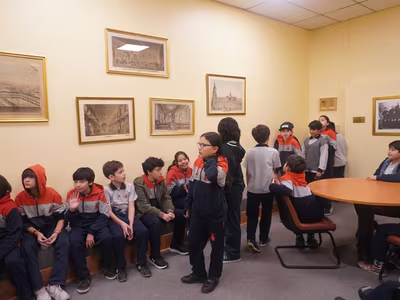 Visita Archivo del Colegio - 5° Básicos.