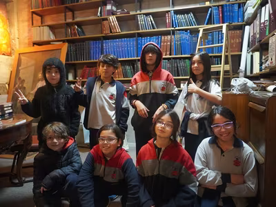 Visita Archivo del Colegio - 5° Básicos.