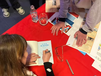 Encuentro literario con Lola Larra en nuestro colegio