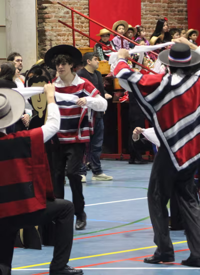 Bailes Folclóricos PK a 1° Básico y IV° Medios I