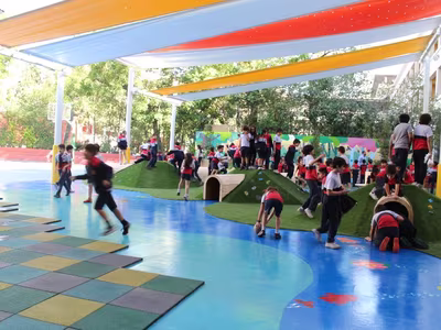 Nuevo patio en el Colegio
