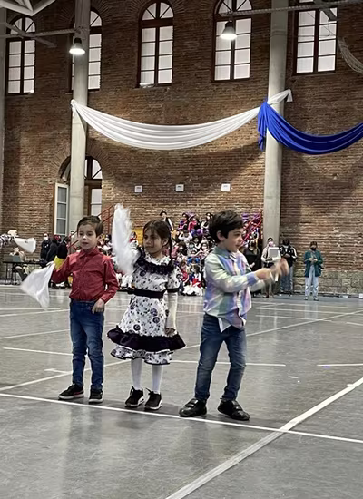 Danzas Folclóricas Pre Kínder y Kínder