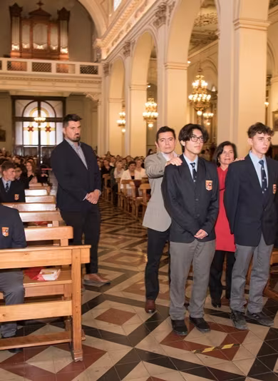 Sacramento de la Confirmación III° Medios