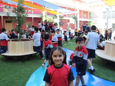 Nuevo patio en el Colegio