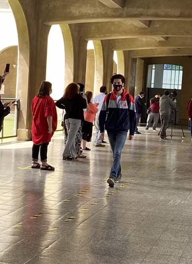 "El Pasillo" IVº Medios