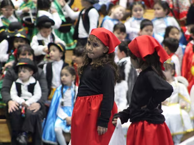 Bailes Folclóricos PK a 1° Básico y IV° Medios III