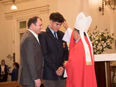 Sacramento de la Confirmación III° Medios