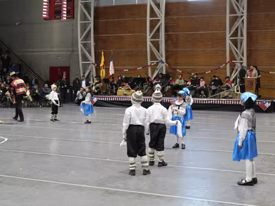 Bailes Folclóricos - Primer Ciclo