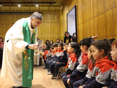 Liturgia Imposición de Insignia Kínder