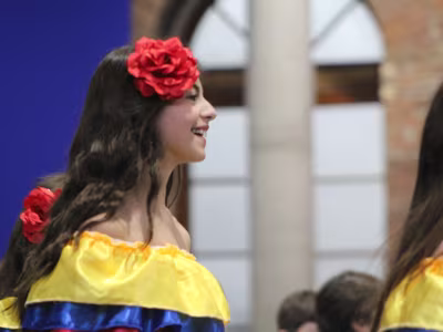 Bailes Folclóricos 2° a 4° Básico y III° Medios III