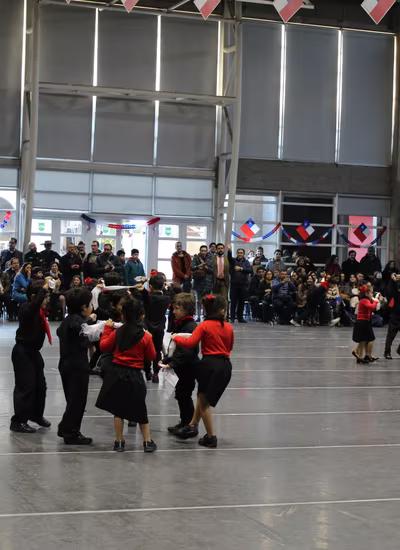 Bailes Folclóricos - Primer Ciclo