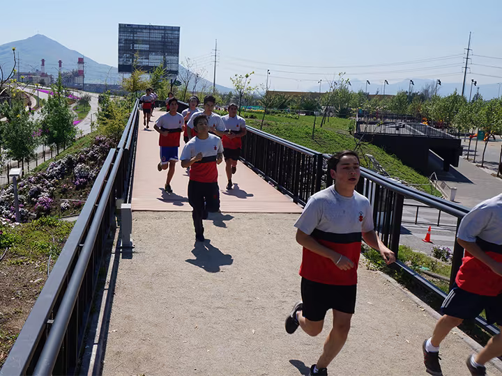 Corrida 6K, IVº Medios