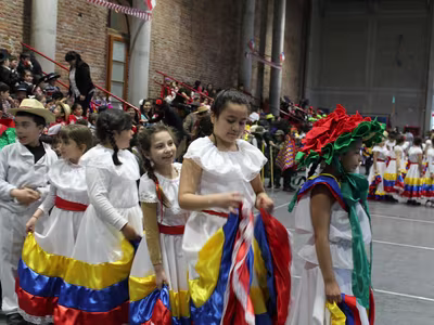 Bailes Folclóricos - Primer Ciclo