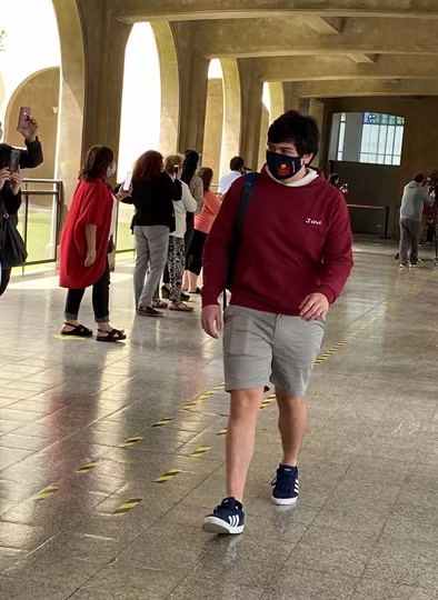 "El Pasillo" IVº Medios