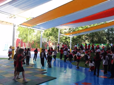 Nuevo patio en el Colegio