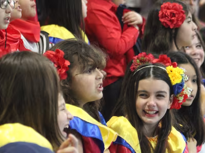Bailes Folclóricos 2° a 4° Básico y III° Medios I