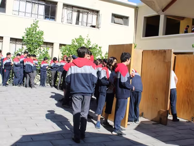 Cabildo en el Colegio San Ignacio.-