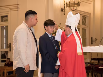 Sacramento de la Confirmación III° Medios