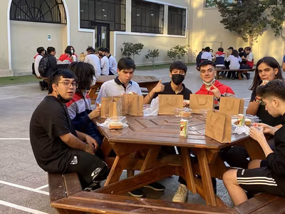 Último Primer Día de Clases IV° Medios
