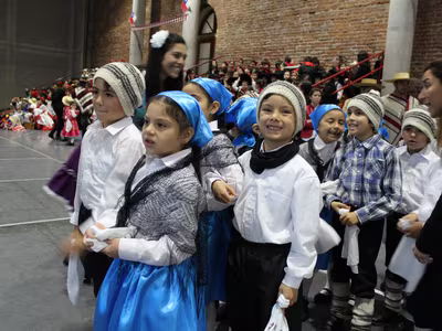 Bailes Folclóricos - Primer Ciclo