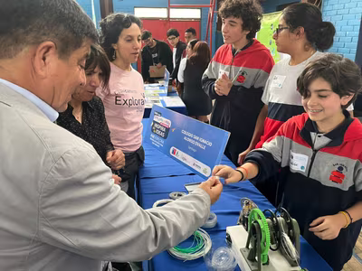 Feria de Exploradores del Poniente: “Inspira con tus ideas” del Programa Explora