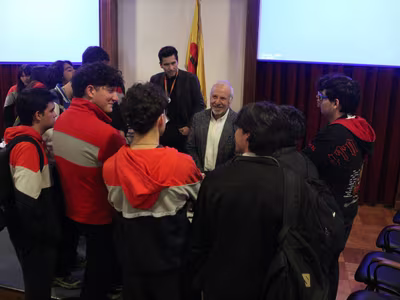 Charla vocacional con Fernando Paulsen